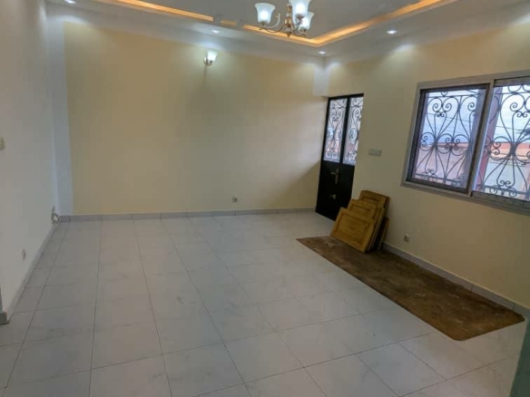 Appartement neuf à louer, Yaoundé Tsinga Village