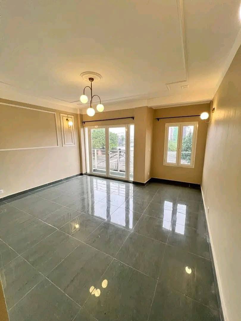 BI_appartement_bonapriso_141025_sln1