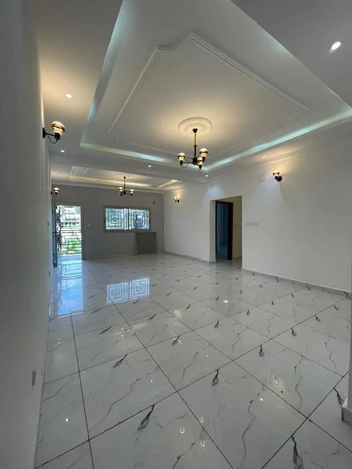 38634- Joli appartement moderne à louer, Douala Logbessou