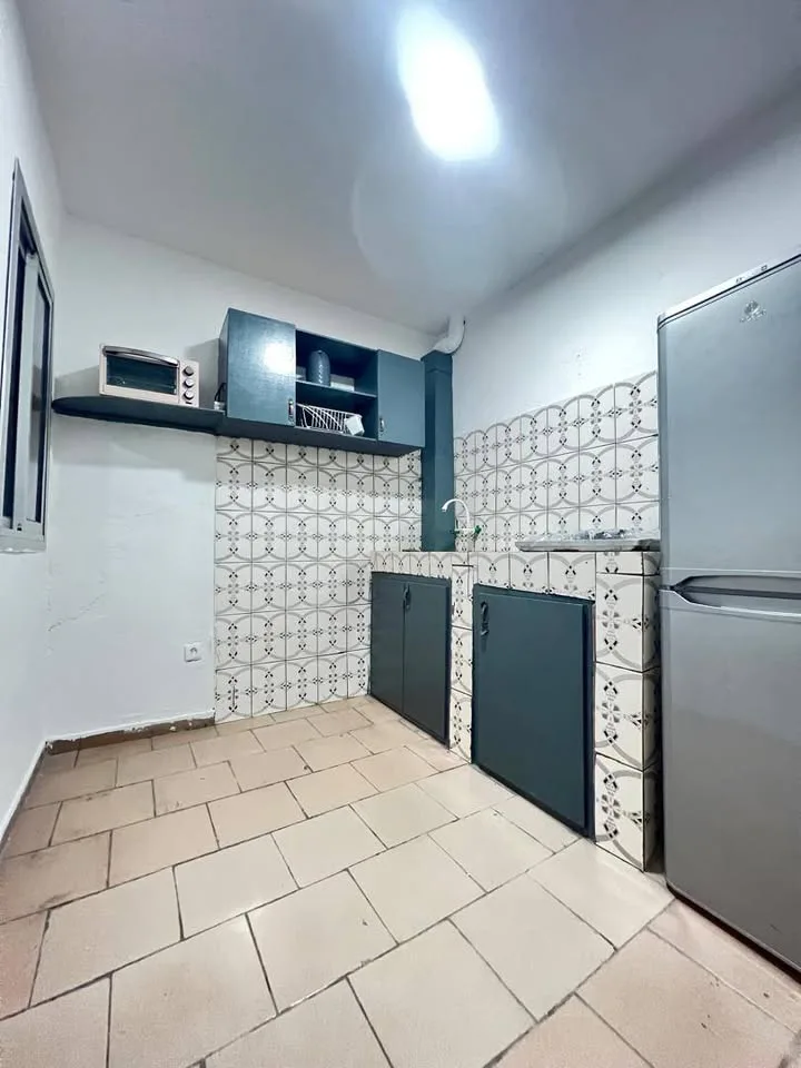 GRAND STUDIO MEUBLÉ À DOUALA BONAMOUSSADI