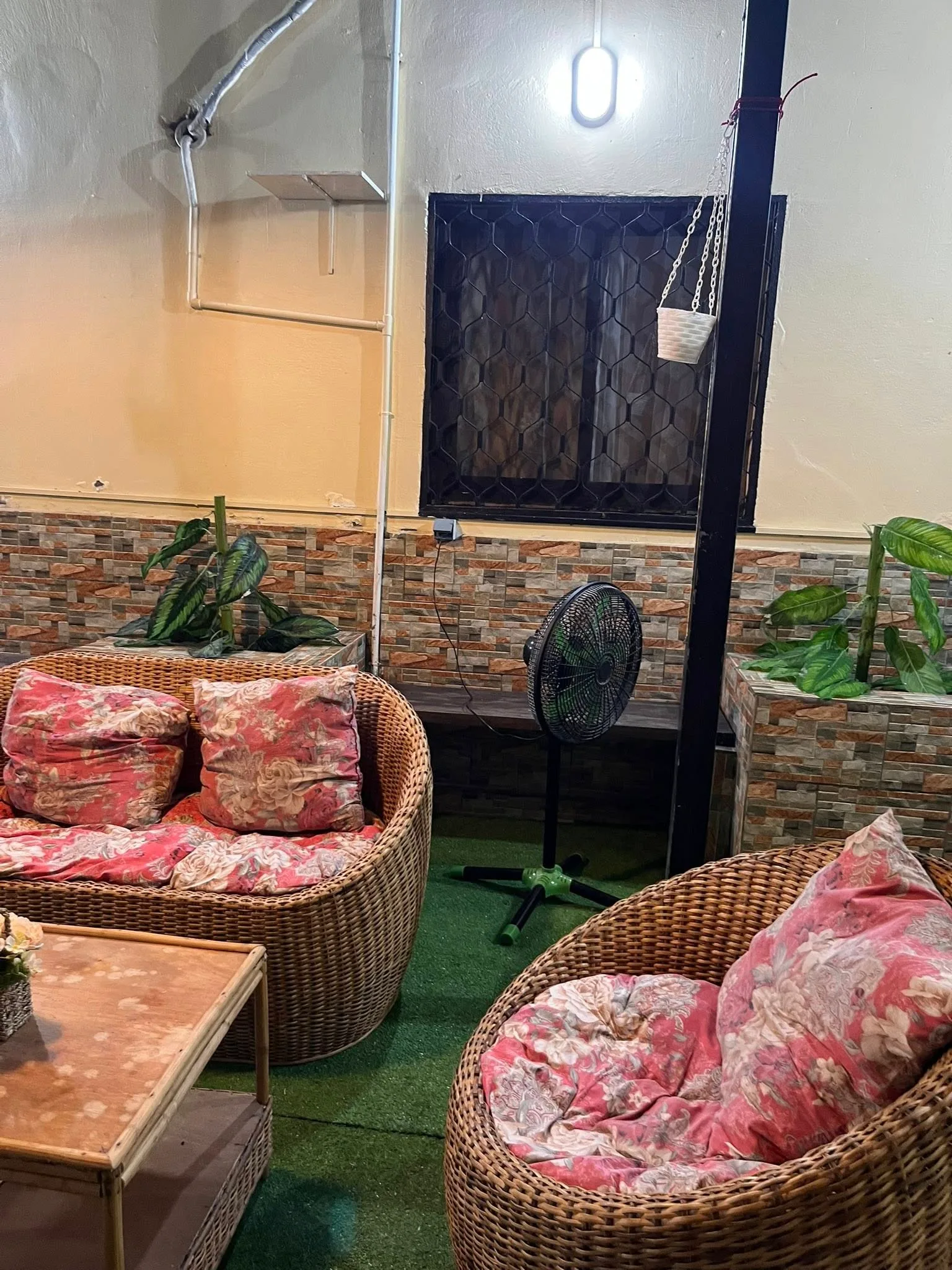 29725- Appartement meublé haut standing  à Bonamoussadi Yoro Joss
