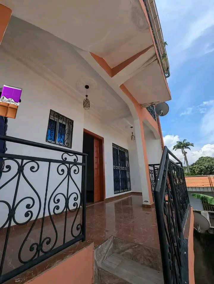 HS_ppartement_ngousso_yde_171025_ext