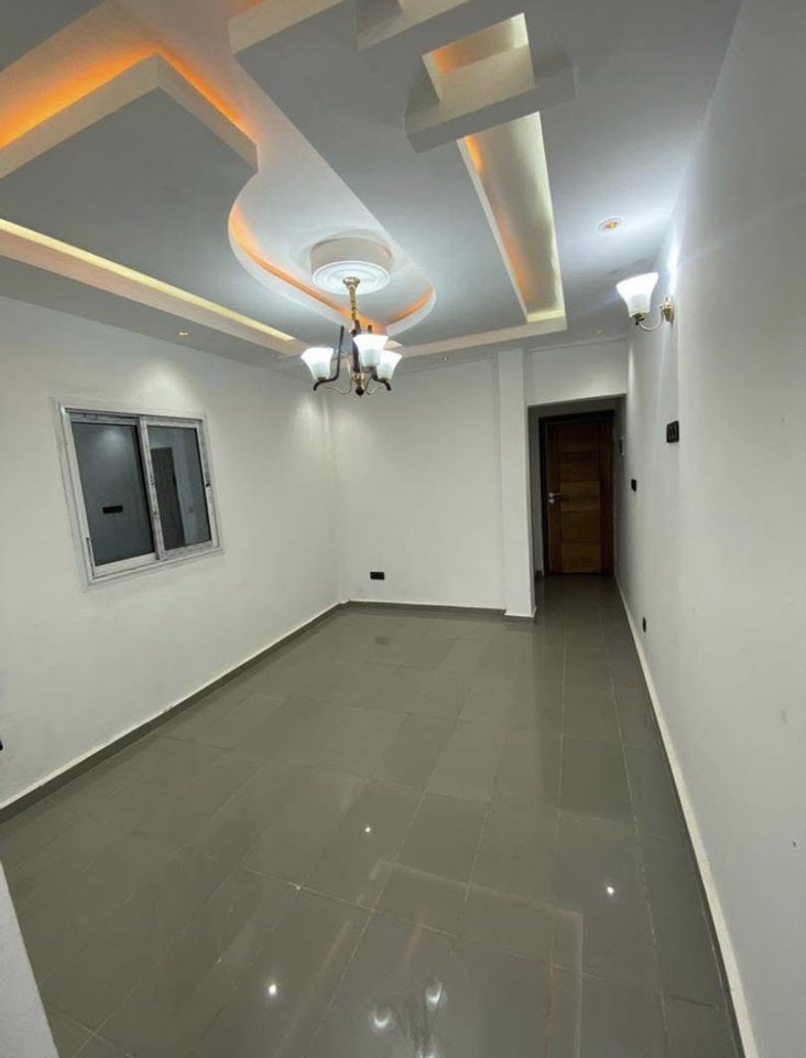 HS_studio_ekoumdoum_291025_sln1