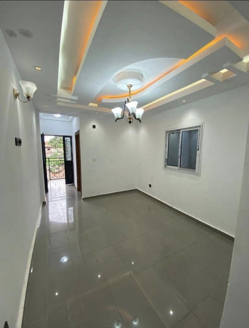 HS_studio_ekoumdoum_291025_sln2