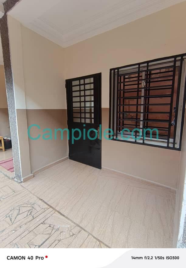 HS_studio_nkolfoulou_051025_ext