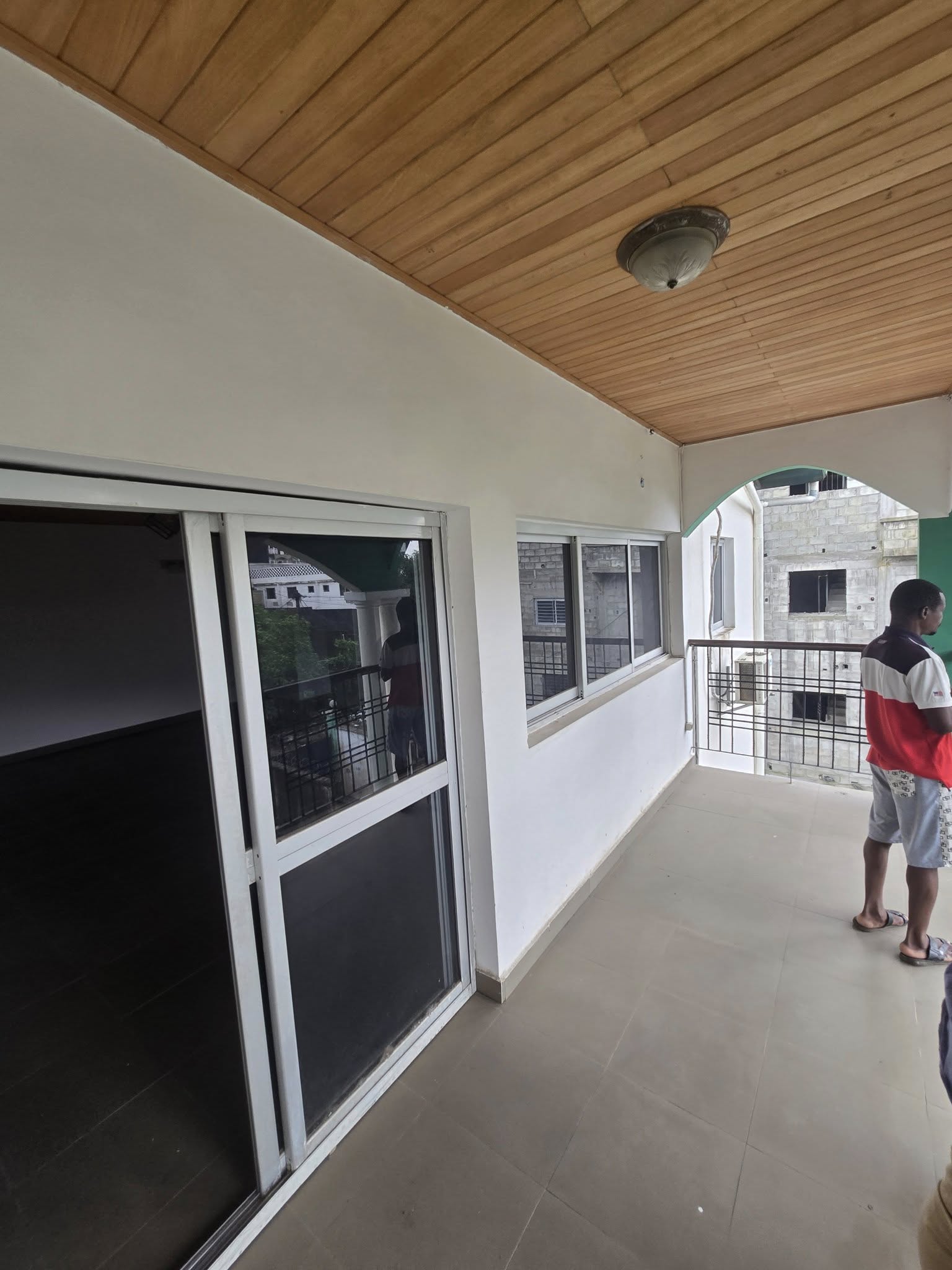 LI_appartement_logpom_151025_blcn