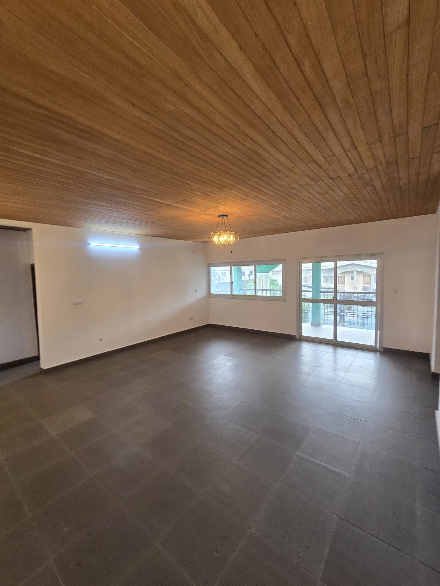 LI_appartement_logpom_151025_sln2