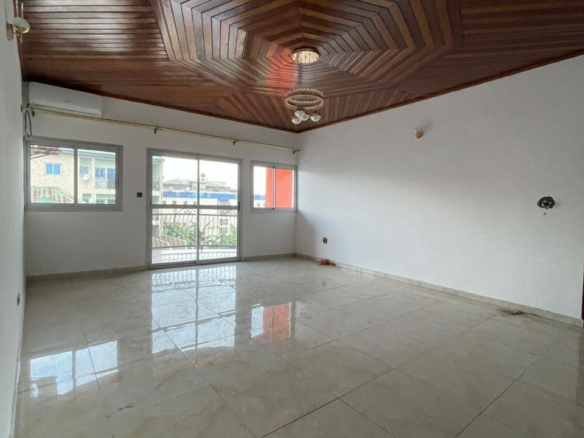 Luxueux appartement neuf à Makepe Petit Pays, Douala 8 Luxueux appartement neuf à Makepe Petit Pays, Douala