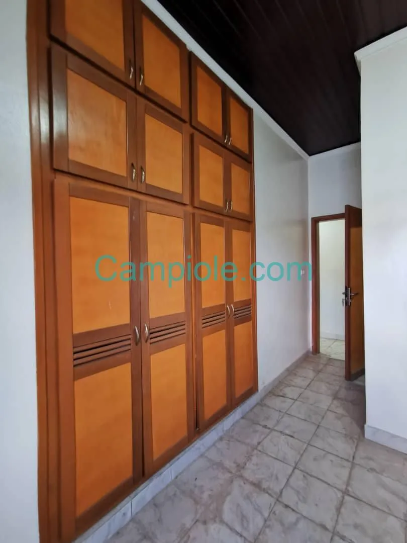Appartement VIP complexe résidentiel à Yaoundé Omnisport