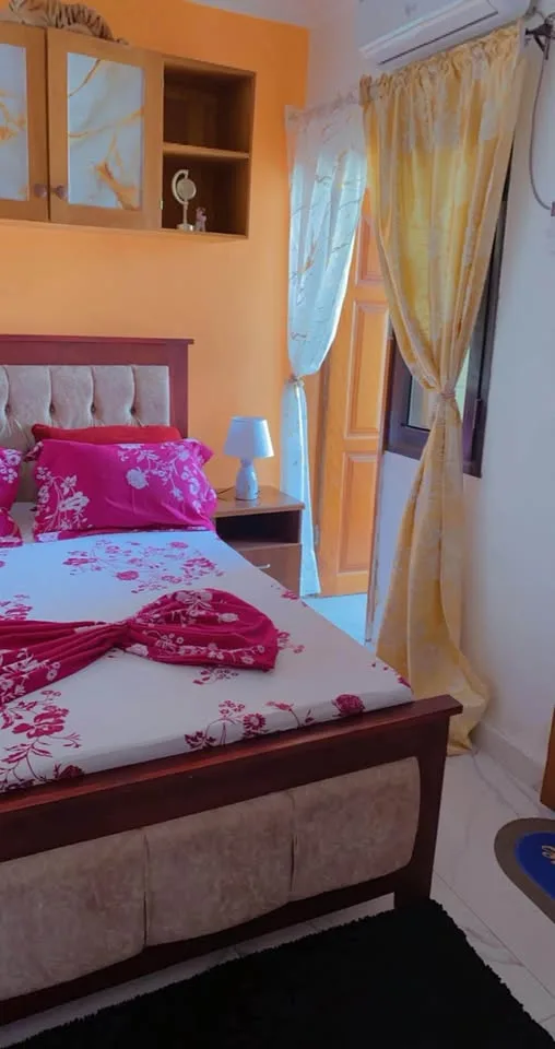 43521- Chambre meublée à Douala Ange Raphaël