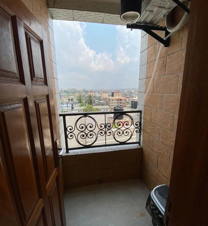 RE_chambre_meublee_douala_291025_05