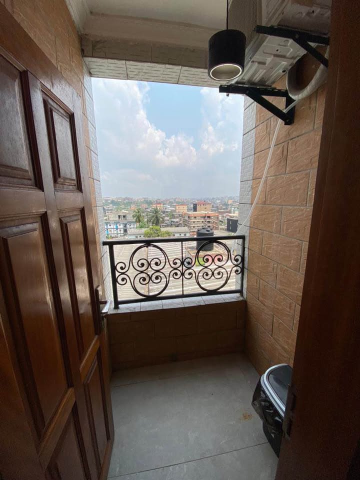RE_chambre_meublee_douala_291025_05