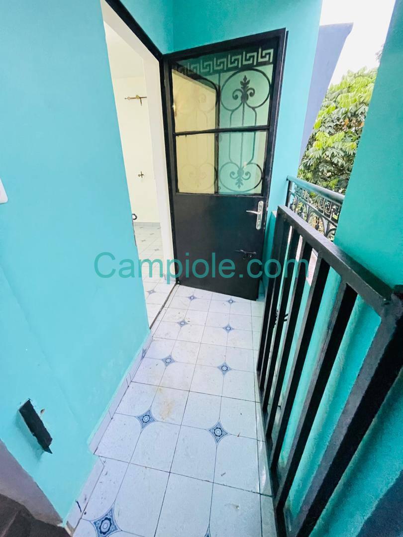 SM_studio_kotto_111025_blcn