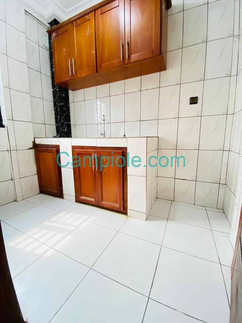 SM_studio_logbessou_111025_csn