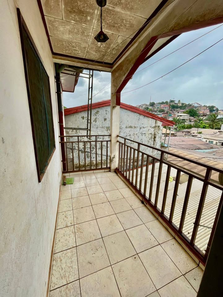 TA_appartement_etougebe_291025_blcn