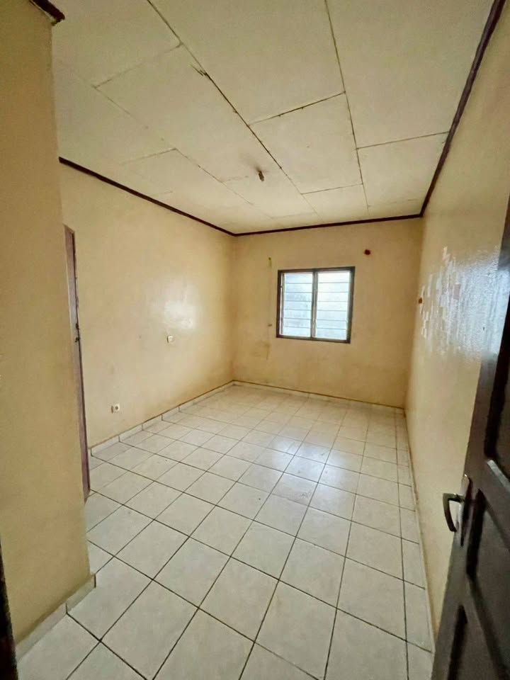 TA_appartement_etougebe_291025_chb1