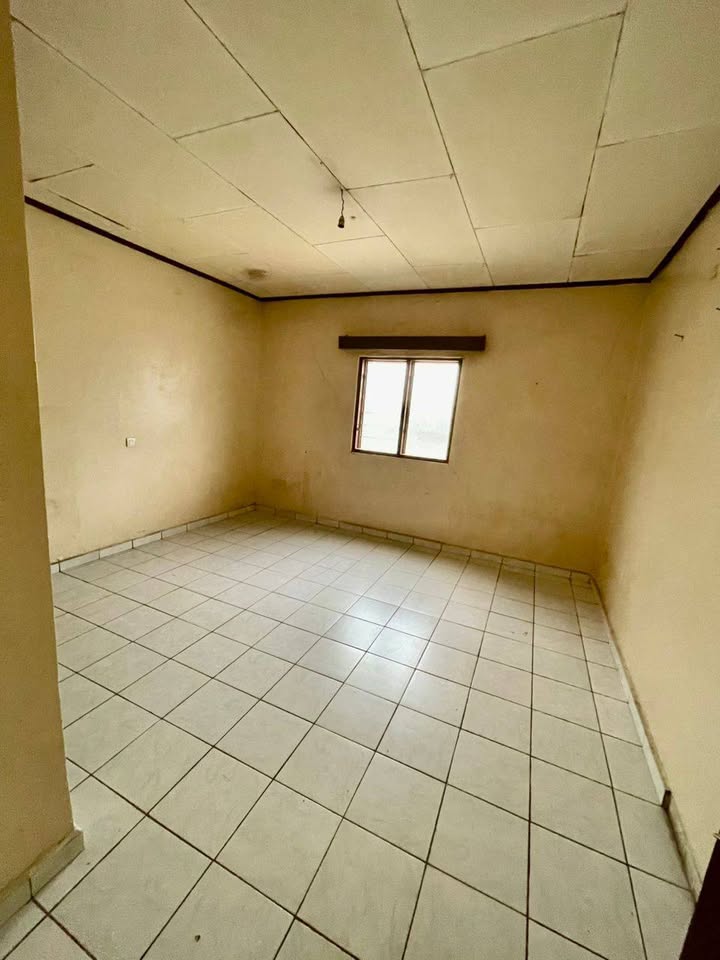 TA_appartement_etougebe_291025_chb3