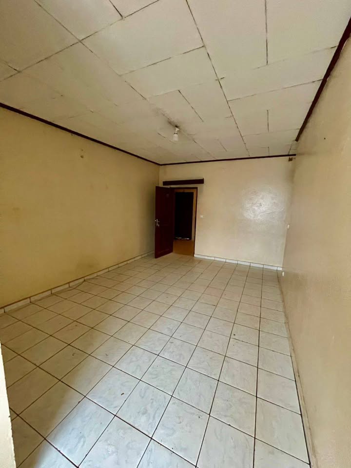 TA_appartement_etougebe_291025_sln1