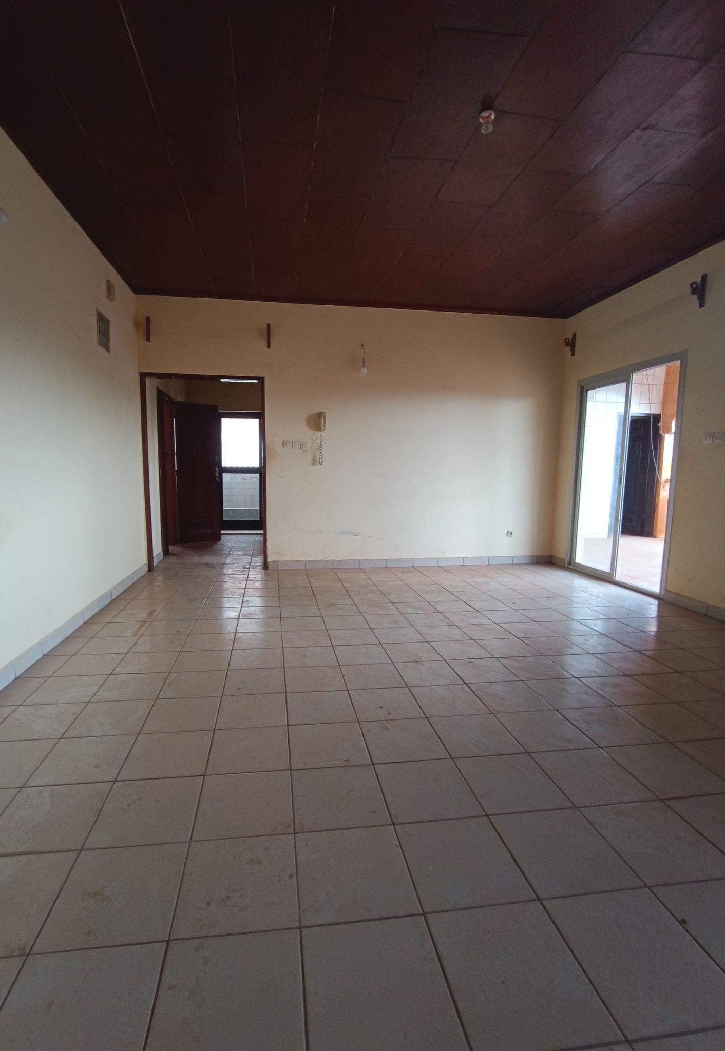 ZD_appartement_biyemassi_161025_sln1