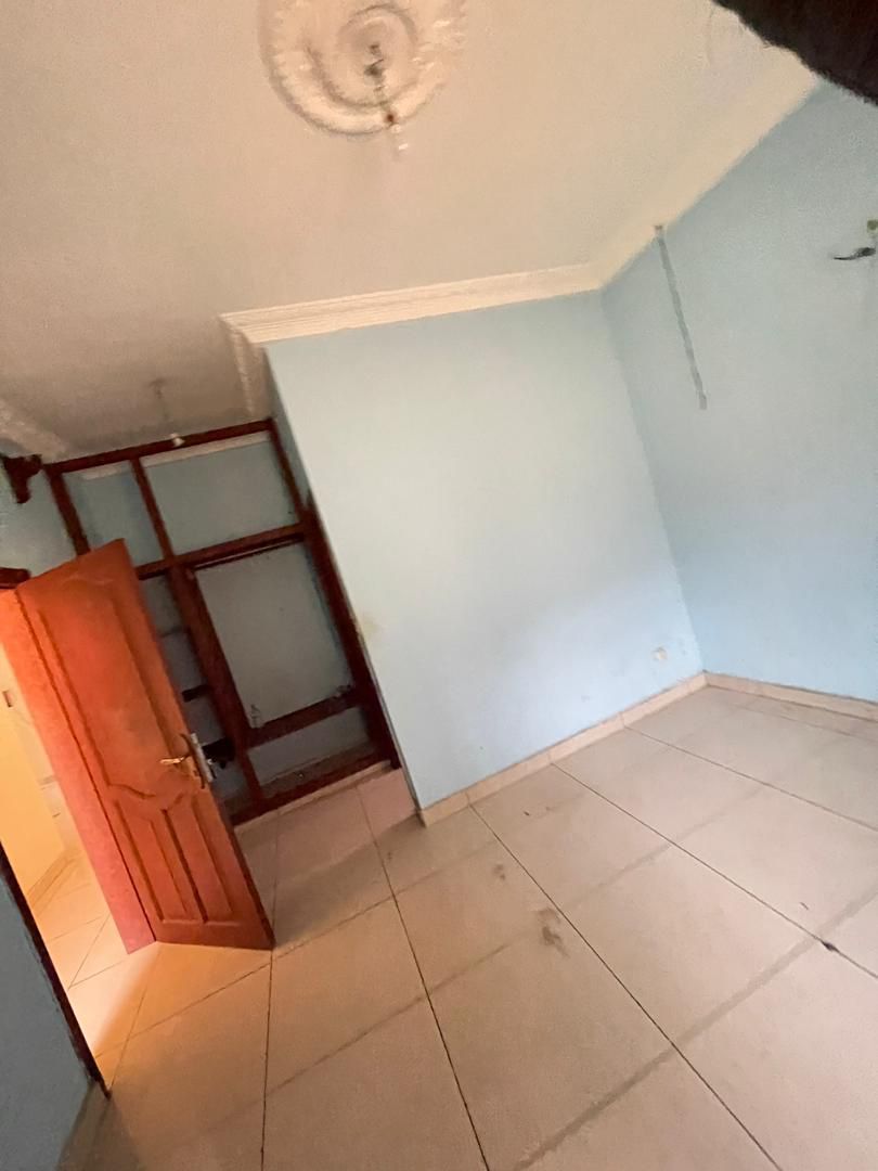 8E9E4120-4E67-4072-B370-15C84C370D39