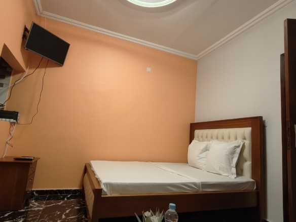 Chambre meublée A louer a Odza 20000