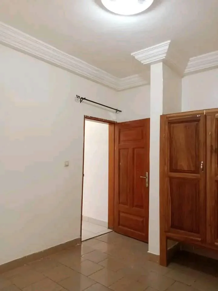 Appartement à louer, Yaoundé Ngousso 100000 fcfa