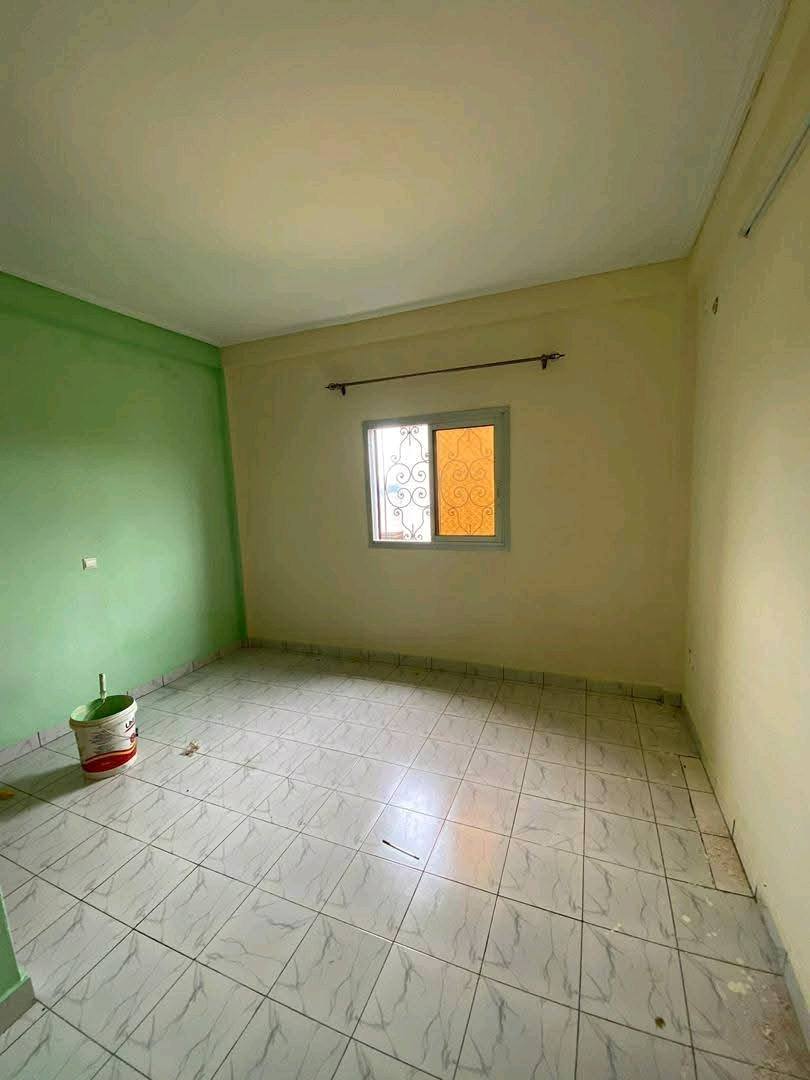 LI_appartement_doualaHG_131125_chb1