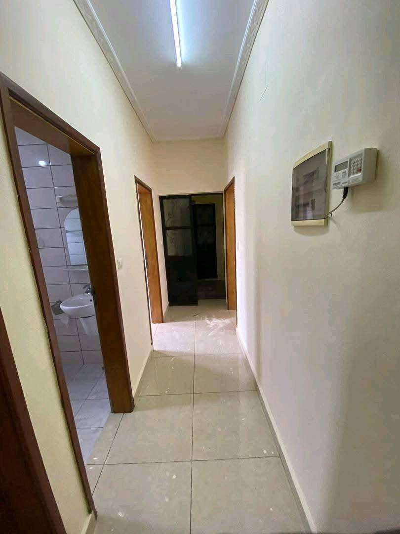 LI_appartement_doualaHG_131125_clr