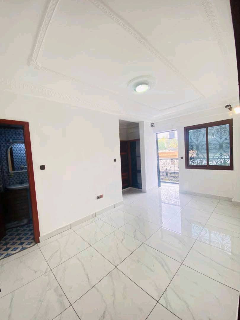 LI_appartement_makepe_131125_chb2