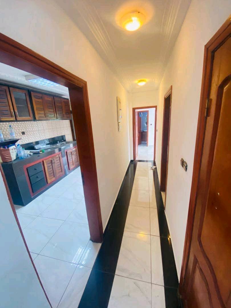 LI_appartement_makepe_131125_clr