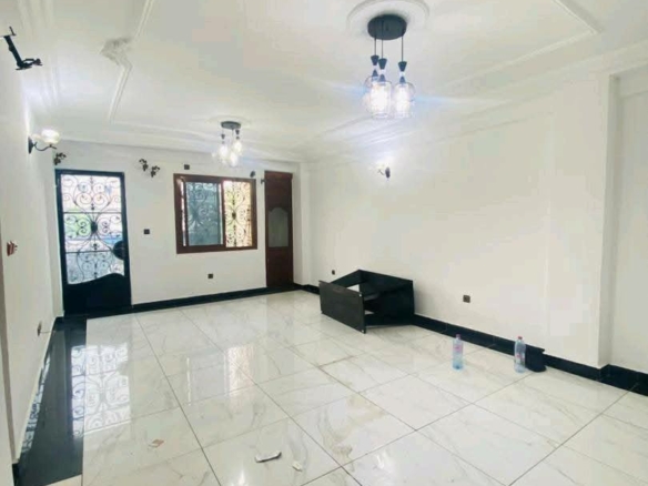 Magnifique et spacieux appartement à louer, Douala Makepe