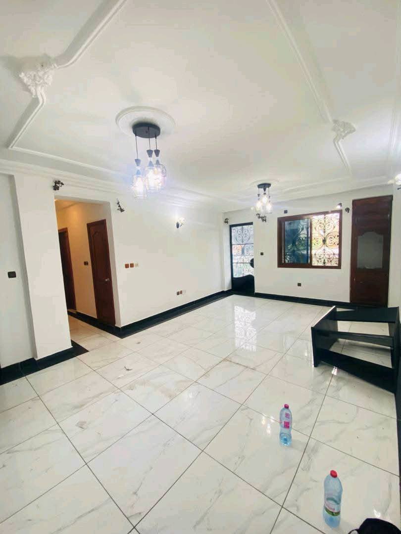 LI_appartement_makepe_131125_sln2