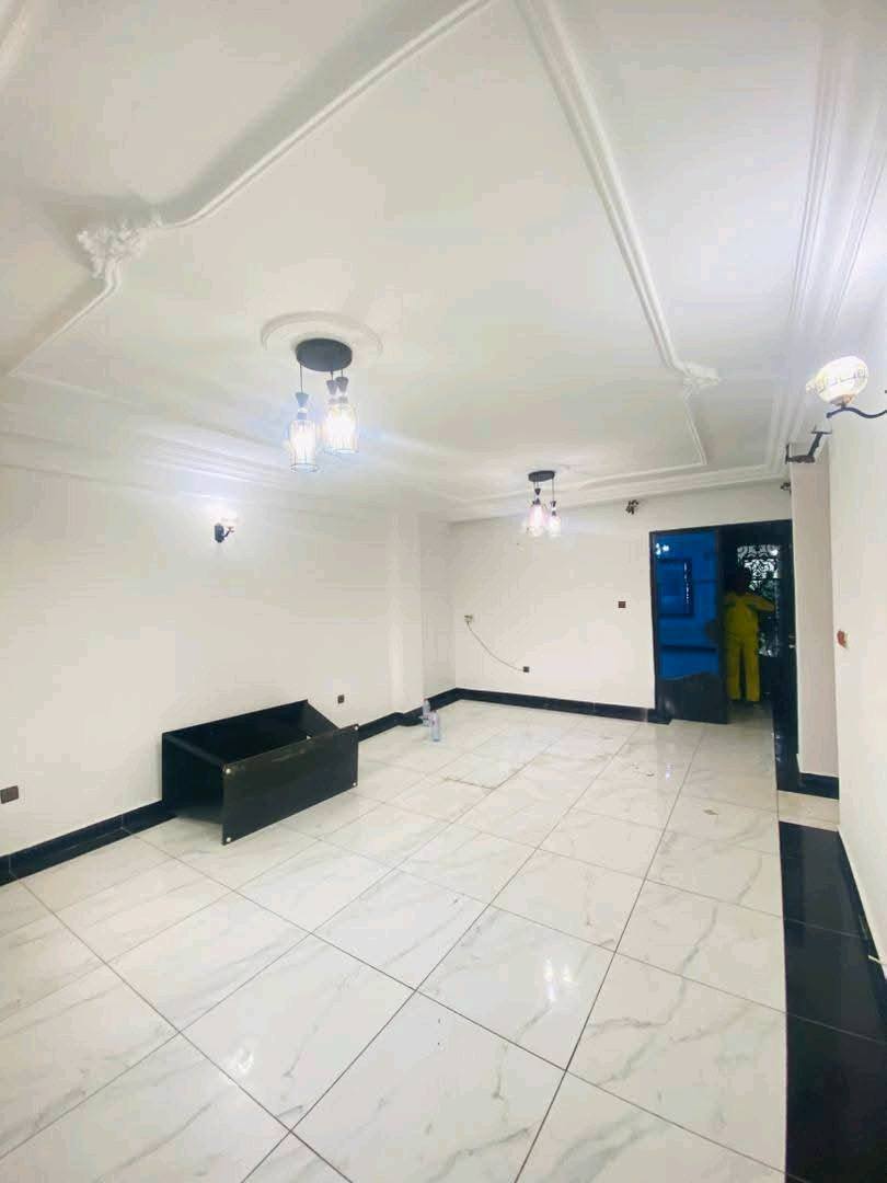 LI_appartement_makepe_131125_sln3