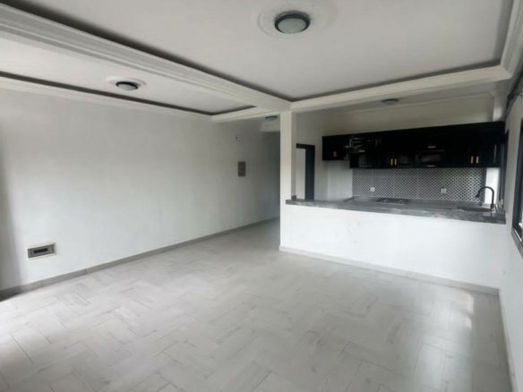 Studio moderne nouvellement construit à Nyalla Pariso