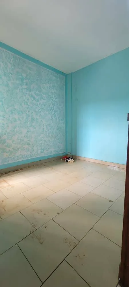 Appartement confortable à louer, Bafoussam Marché B