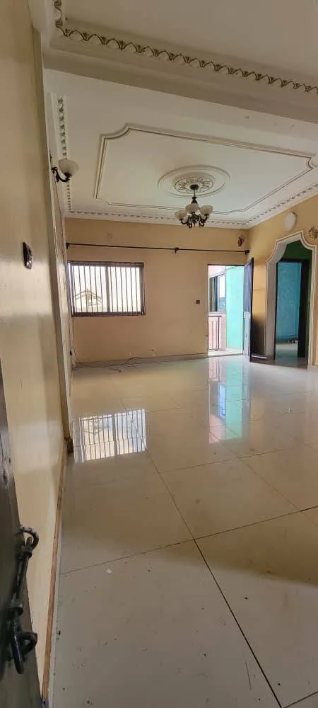 Appartement confortable à louer, Bafoussam Marché B