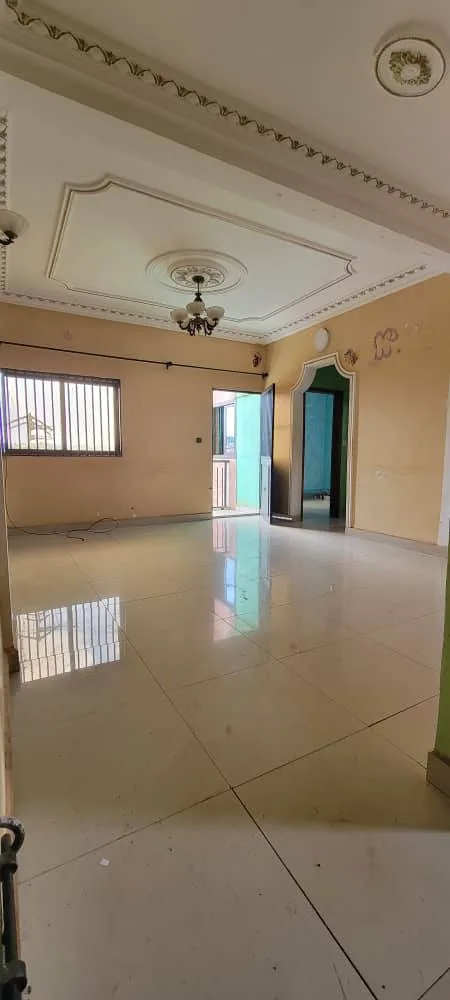 38515- Appartement confortable à louer, Bafoussam Marché B
