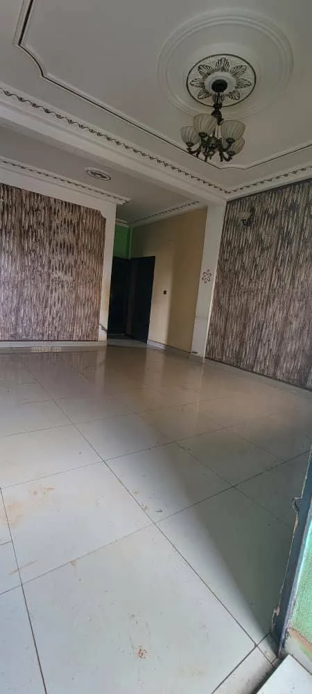 Appartement confortable à louer, Bafoussam Marché B