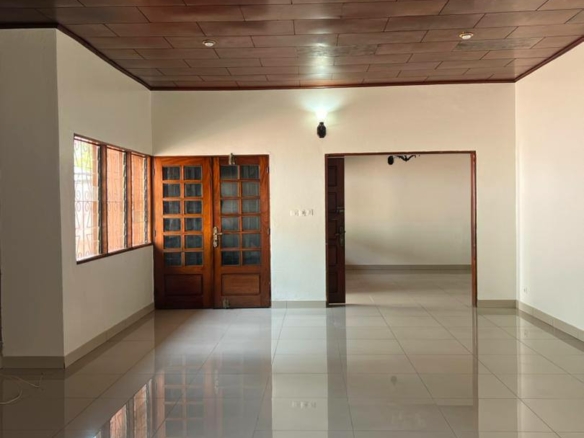 Magnifique appartement spacieux à louer, Yaoundé Omnisport