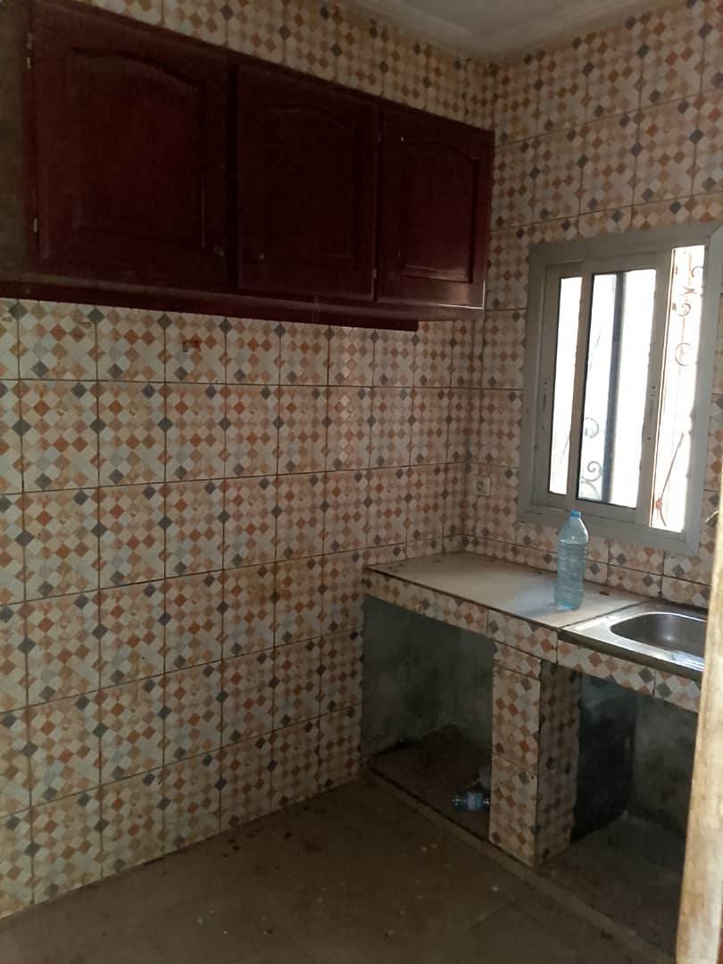 PIL_studio_mimboman_111125_csn