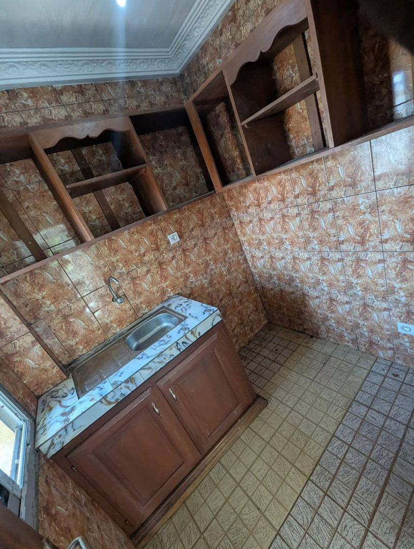 PIL_studio_nkolfoulou_111125_csn