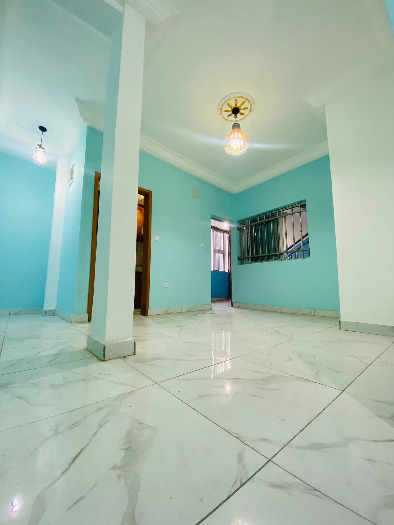 Studio moderne disponible à Douala au quartier Dakar