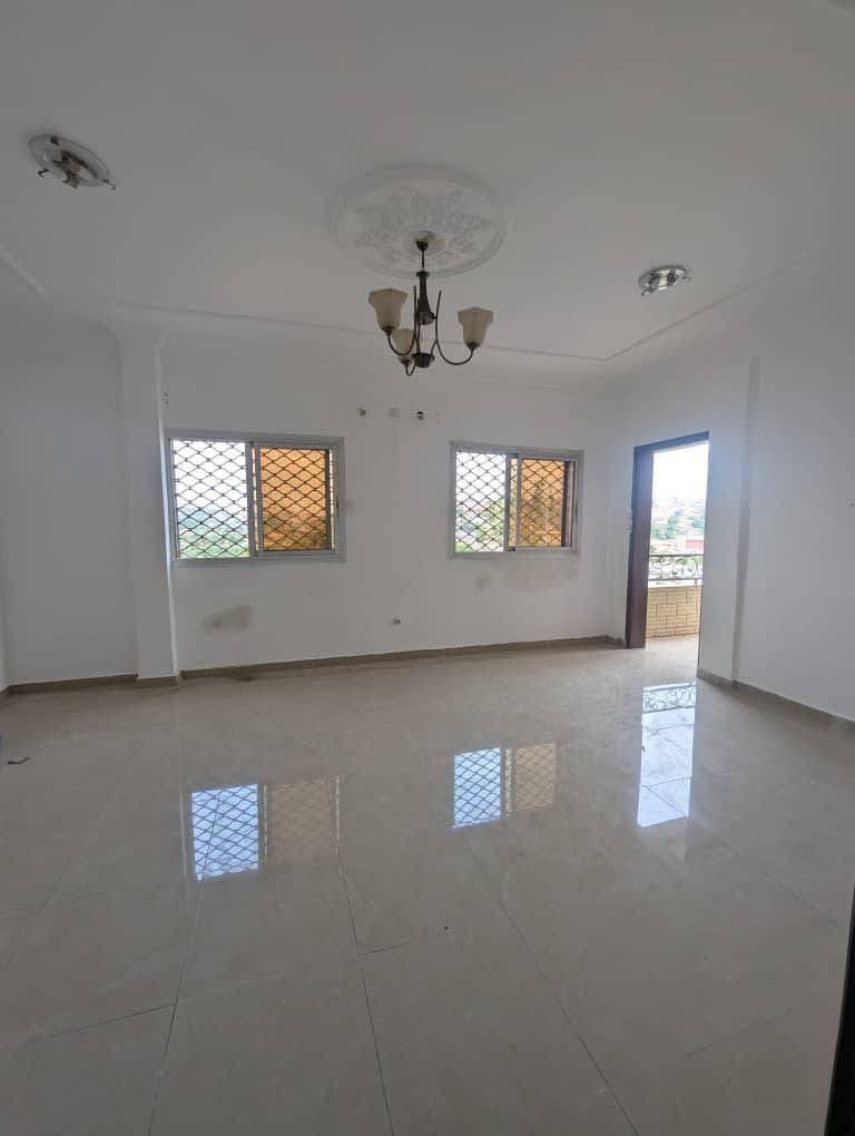 APPARTEMENT CHIC DISPONIBLE À YAOUNDÉ OMNISPORT