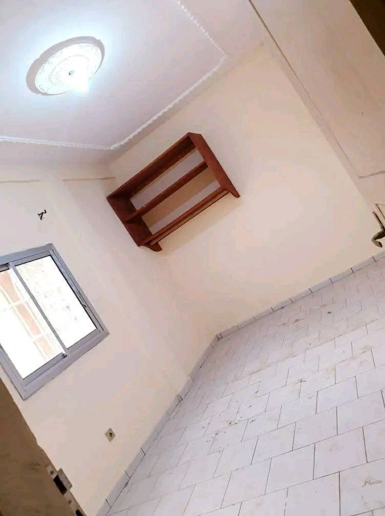 Studio moderne staffé à louer, Gabon Bar Bafoussam