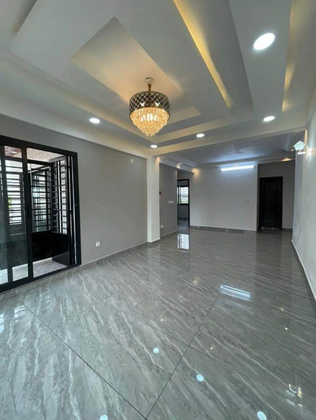 36838- Appartement Haut Standing 2 Chambres, Ndogbong