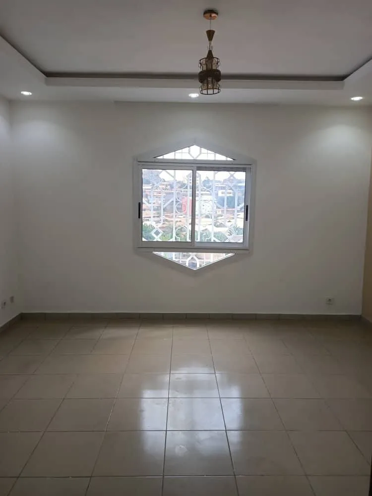 PIL_appart_omnisport_080126_chb2 Appartement individuel à louer, Omnisport Yaoundé