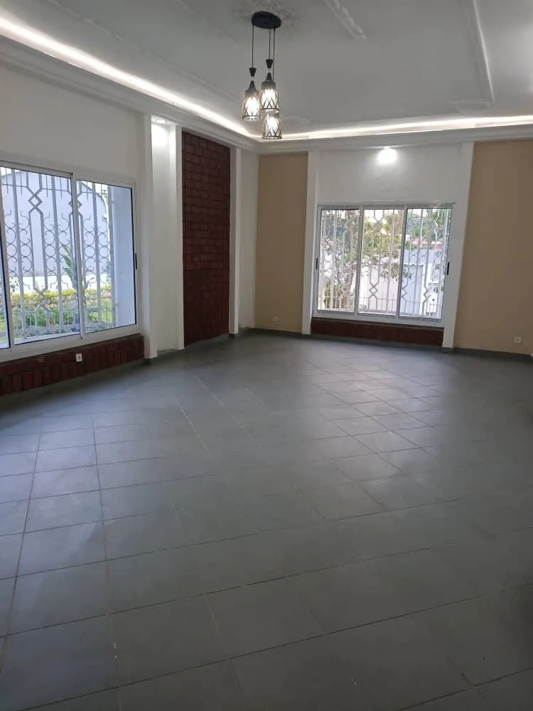 PIL_appart_omnisport_080126_sln2 Appartement individuel à louer, Omnisport Yaoundé