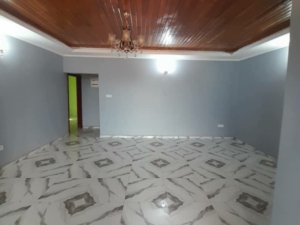Appartement Neuf à Louer, Yaoundé Nkolmesseng
