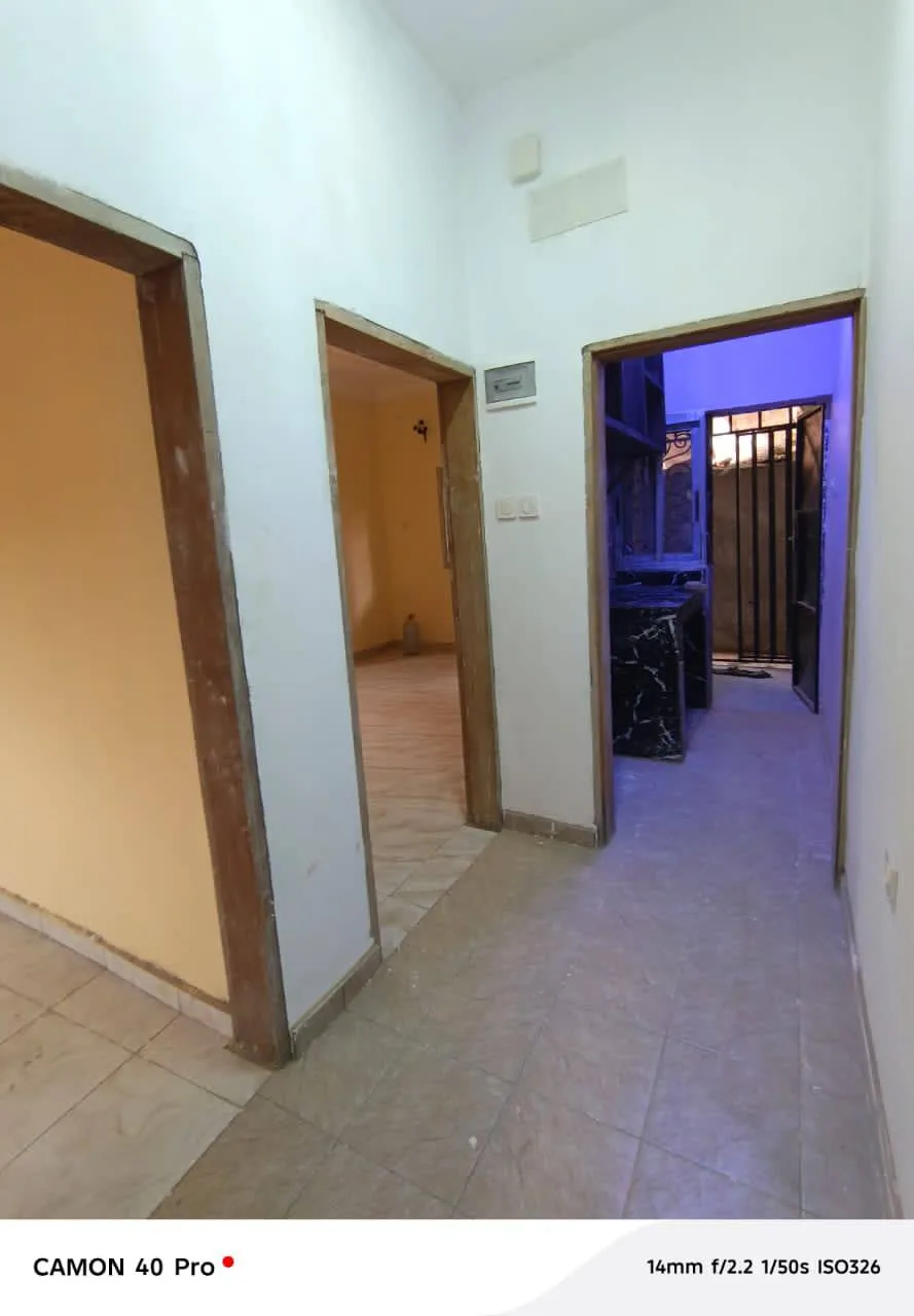 Studio moderne chic à Fougerolle Yaoundé