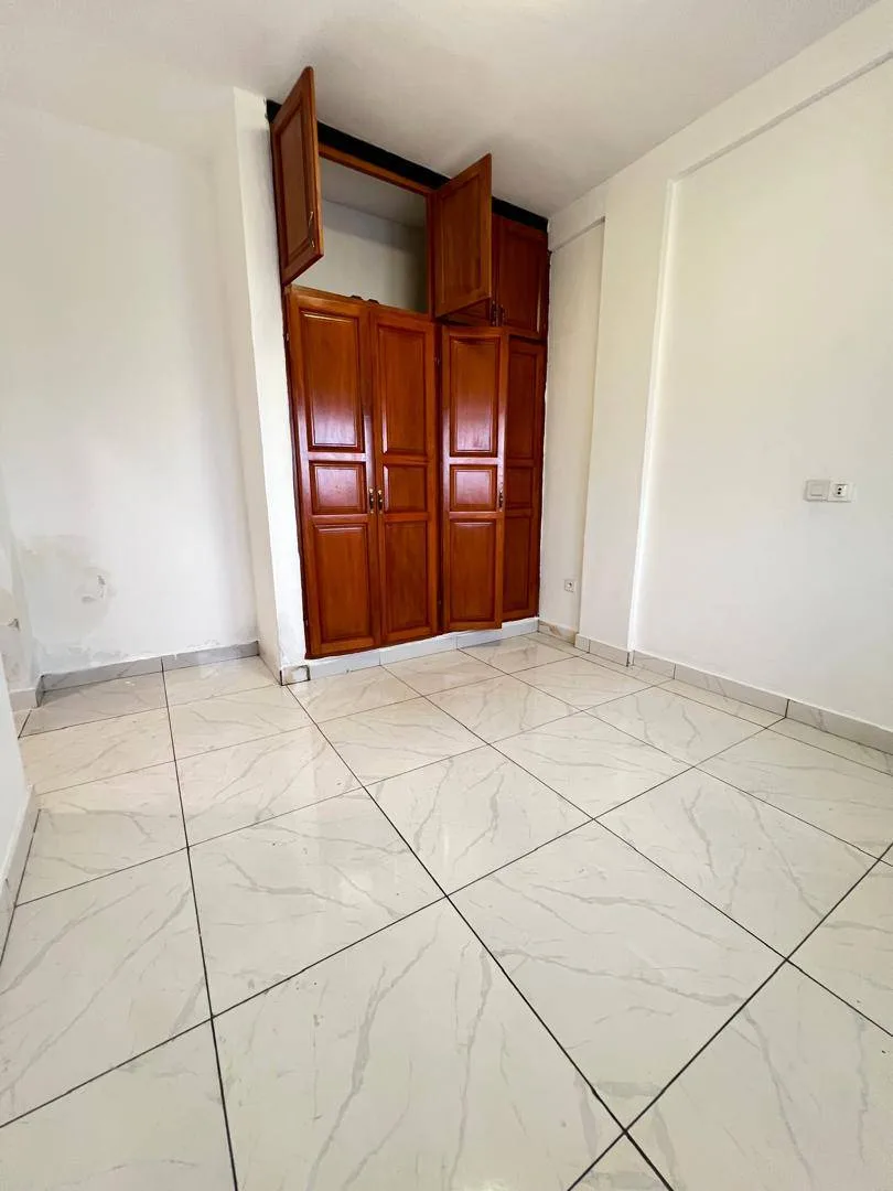 VASTE APPARTEMENT MODERNE CLIMATISÉ À LOGPOM